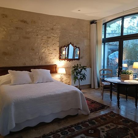 Gite La Comete Chinon Exterior photo