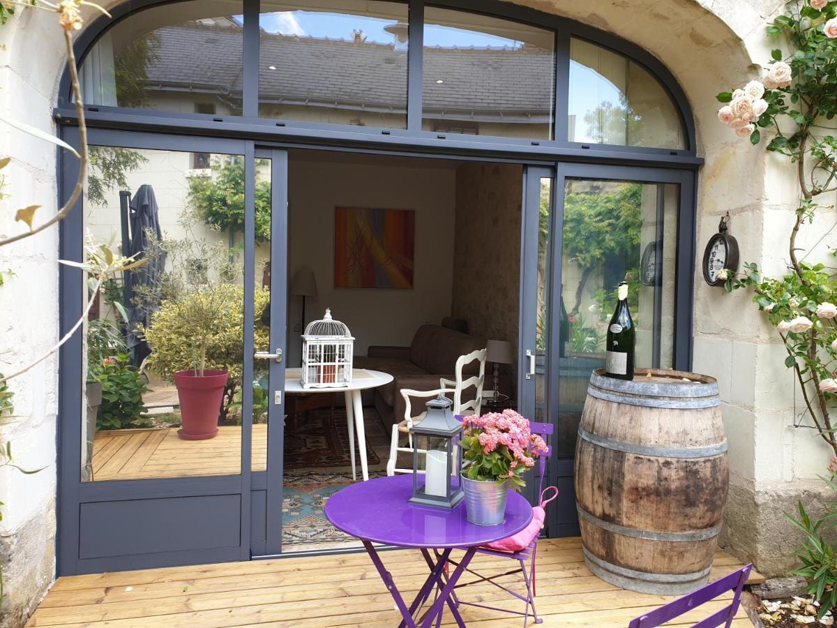 Gite La Comete Chinon Exterior photo
